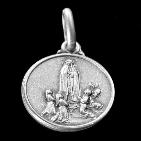 Medalik ze srebra oksydowanego z Matką Bożą z Fatimy. Medalik Matki Boskiej Fatimskiej. 12 mm,   Gold Urbanowicz