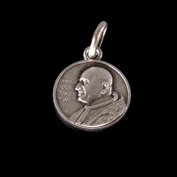 Medalik srebrny.  wizerunek  święty Jan XXIII.  1,4 g Gold Urbanowicz 